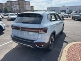 New 2025 Volkswagen Taos SE image 5