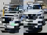 Used 2023 Nissan Pathfinder SV image 2