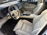 New 2025 Volvo XC90 T8 Ultra w/ Protection Package Premier image 2