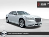 Used 2017 Chrysler 300 C Platinum image 1