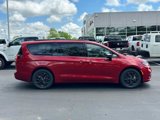 New 2025 Chrysler Pacifica Premium image 2