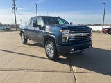 Used 2022 Chevrolet Silverado 2500 High Country w/ Safety Package II image 2