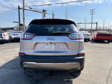 Used 2019 Jeep Cherokee Limited image 4
