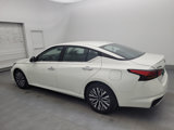 Used 2023 Nissan Altima 2.5 SV image 3
