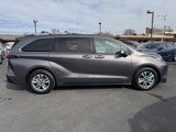 Used 2021 Toyota Sienna Limited image 2