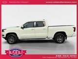 New 2025 Nissan Frontier SV w/ SV Convenience Package image 3