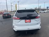Used 2024 Ford Edge SE w/ Black Appearance Package image 4