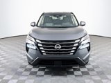Used 2025 Nissan Rogue SV image 2