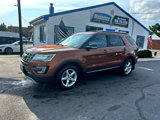 Used 2017 Ford Explorer XLT w/ Equipment Group 201A image 3
