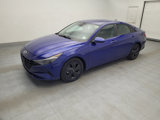 Used 2022 Hyundai Elantra Blue image 2
