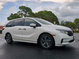 Used 2024 Honda Odyssey Touring image 2