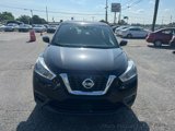 Used 2020 Nissan Kicks S image 2