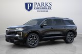 New 2026 Chevrolet Traverse High Country image 2