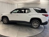 Used 2022 Chevrolet Traverse LT image 3