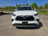 Used 2021 Toyota Highlander Platinum image 2
