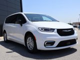 New 2025 Chrysler Pacifica Select image 6