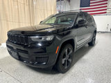 Used 2023 Jeep Grand Cherokee L Laredo image 5