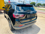 Used 2018 Jeep Compass Latitude w/ Popular Equipment Group image 3
