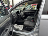 Used 2015 Mitsubishi Outlander SE image 6