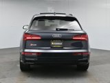 Used 2019 Audi SQ5 Prestige w/ Prestige Package image 4