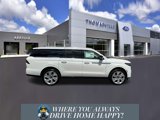 New 2025 Lincoln Navigator L Reserve image 2