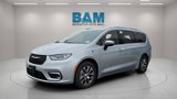 New 2023 Chrysler Pacifica Pinnacle image 2