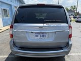 Used 2014 Chrysler Town & Country Touring w/ Driver Convenience Group image 4