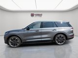 Used 2025 Lincoln Aviator Reserve w/ Equipment Group 201A image 4