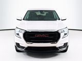 Used 2024 GMC Terrain SLE image 2
