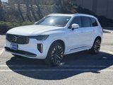 New 2025 Volvo XC90 T8 Plus w/ Protection Package Premier image 4