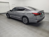Used 2023 Nissan Altima 2.5 SV image 3