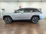Used 2023 Jeep Grand Cherokee 4WD 4xe image 2