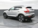 Used 2025 Volvo XC40 B5 Plus image 4