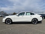 New 2025 BMW i5 xDrive40 w/ Premium Package image 4