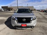 New 2025 Nissan Pathfinder SL image 2