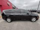 New 2026 Chrysler Pacifica Select image 6