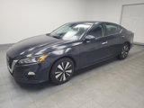 Used 2022 Nissan Altima 2.5 SV image 2
