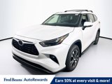 New 2025 Toyota Highlander XLE image 3