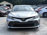 Used 2018 Toyota Camry LE image 2