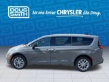 New 2025 Chrysler Pacifica Select image 3