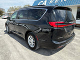 Used 2022 Chrysler Pacifica Touring-L image 3