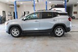 Used 2023 GMC Terrain SLE w/ Driver Convenience Package image 5