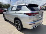 New 2025 Mitsubishi Outlander SEL image 5