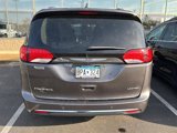 Used 2019 Chrysler Pacifica Limited w/ Tire & Wheel Group image 3