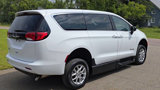Used 2024 Chrysler Voyager LX image 5