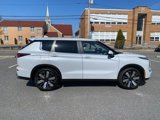 New 2025 Mitsubishi Outlander SE image 4