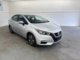 Used 2020 Nissan Versa SV image 3