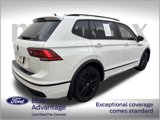 Used 2022 Volkswagen Tiguan SE R-Line image 3