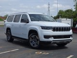 Used 2023 Jeep Wagoneer L Series II image 2