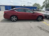 Used 2020 Nissan Altima 2.5 SR w/ Premium Package image 5